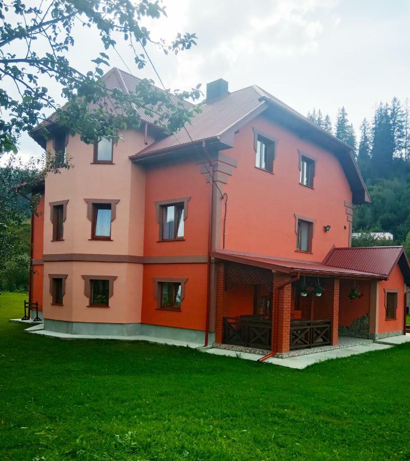 Vodograi Hotell Slavske Exteriör bild